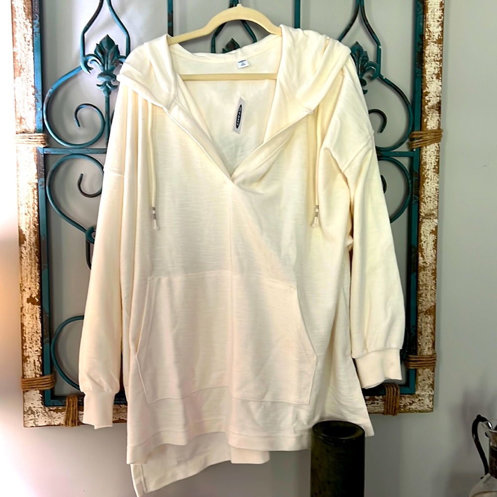 NWT thin hoodie